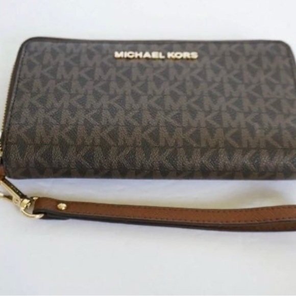 Michael Kors Brown Wristlet Wallet - Picture 2 of 8